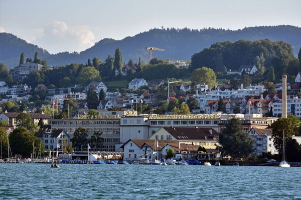 Lindor Headquarters and factory